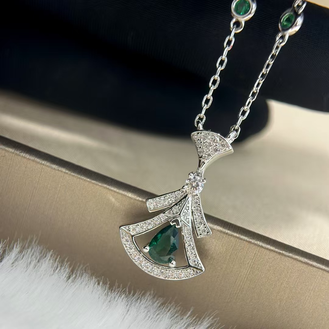 Buy replica Bvlgari Divas' Dream Necklace and replica jewelry from PICKS Jewelry