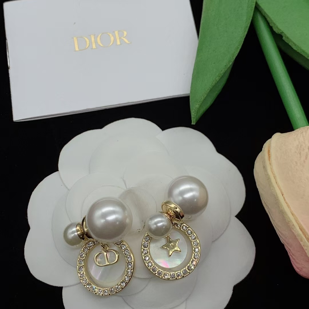 Buy replica Dior Asymmetric Drop Charms Pearl Earrings and replica jewelry from PICKS Jewelry
