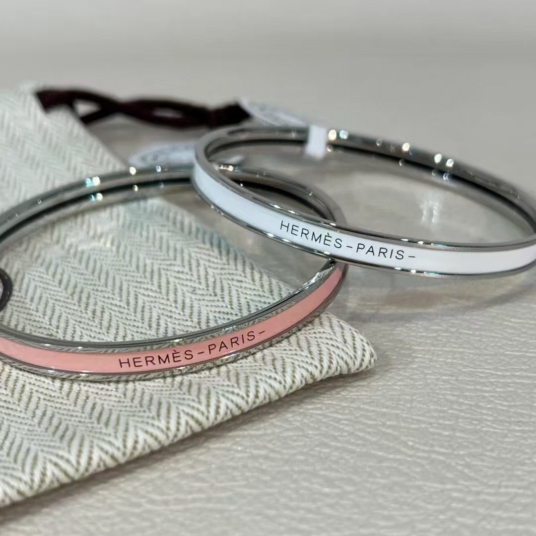 Buy replica Hermes Colorful Enamel Bracelet and replica jewelry from PICKS Jewelry