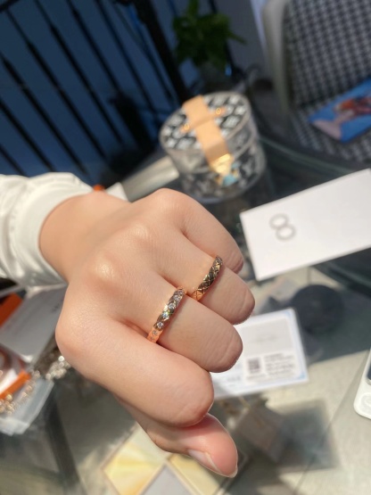 Buy replica Chanel Coco Crush Mini Ring and replica jewelry from PICKS Jewelry