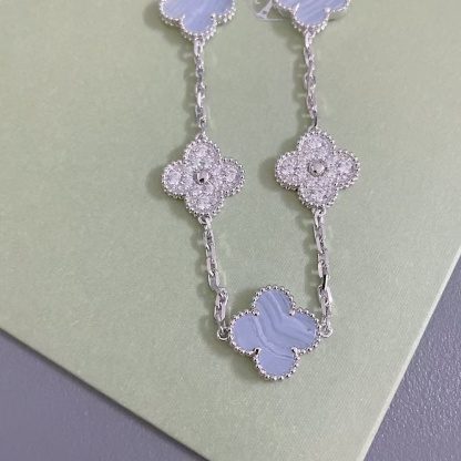 Buy replica Van Cleef & Arpels Vintage Alhambra Bracelet 5 Motifs and replica jewelry from PICKS Jewelry
