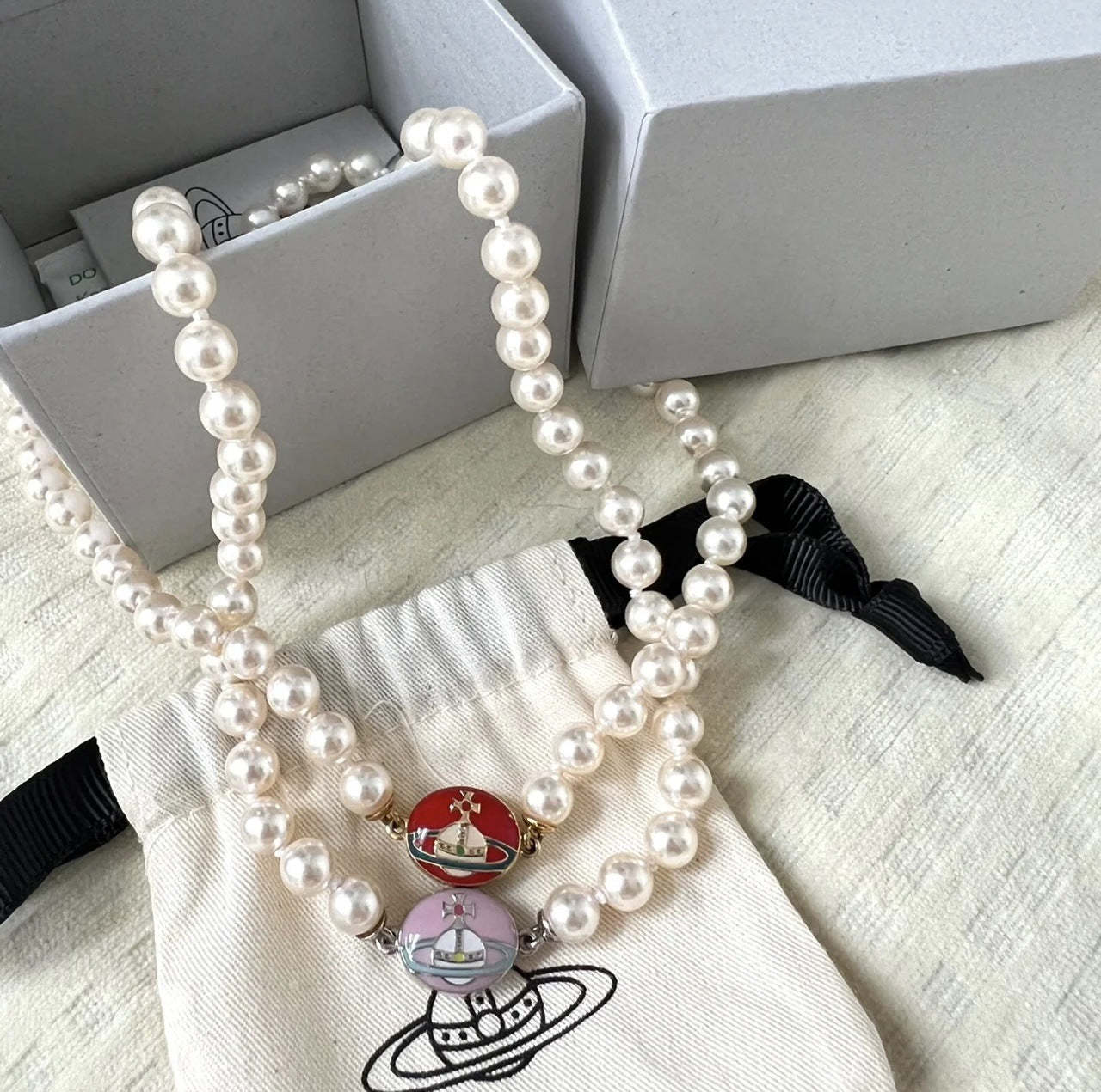 Buy replica Vivienne Westwood Pearl Loelia Necklace and replica jewelry from PICKS Jewelry