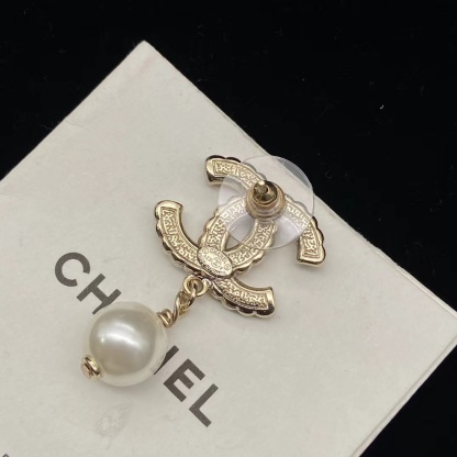 Buy replica Chanel Pearl Drop Earrings and replica jewelry from PICKS Jewelry
