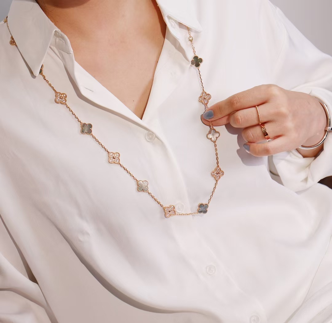 Buy replica Van Cleef & Arpels Vintage Alhambra Long Necklace, 20 Motifs and replica jewelry from PICKS Jewelry