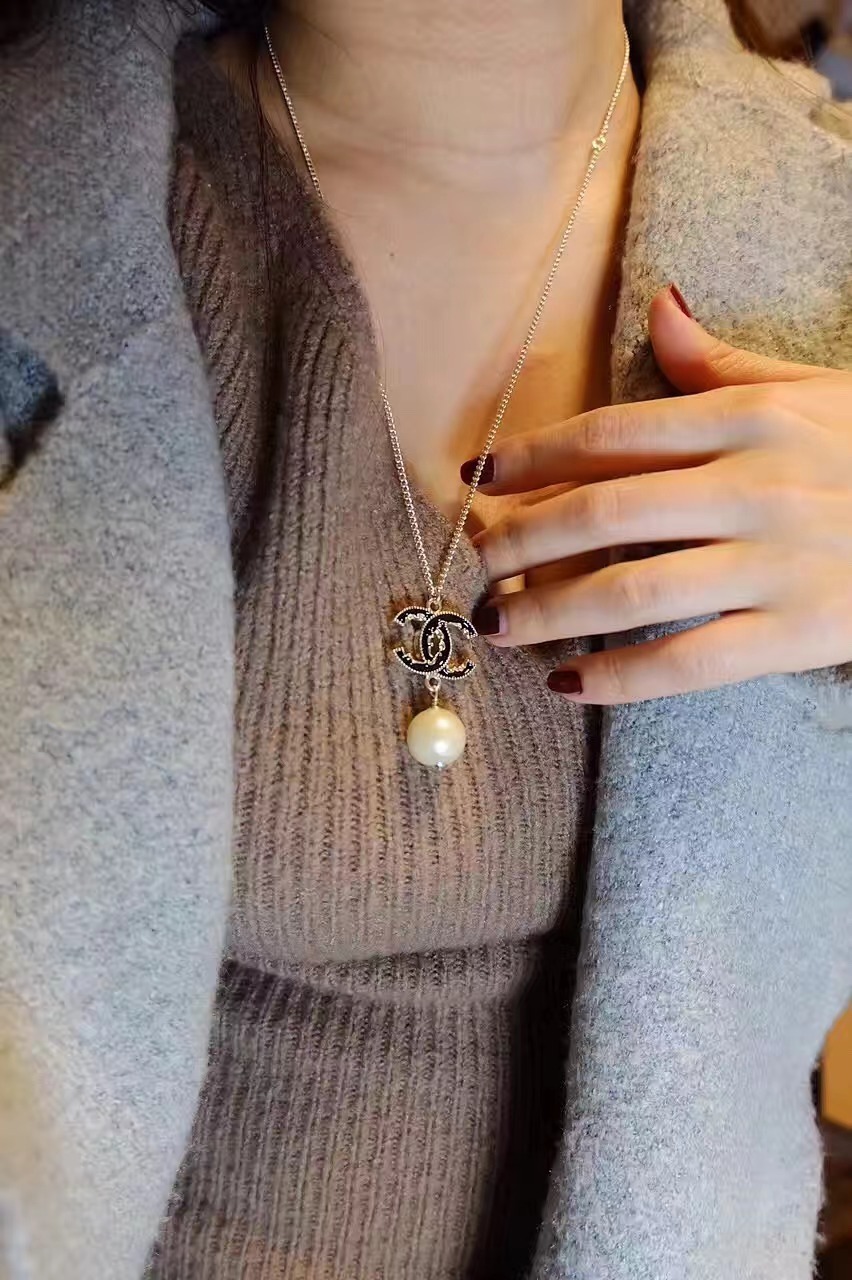 Buy replica Chanel Black Double C Pearl Drop Pendant Necklace and replica jewelry from PICKS Jewelry