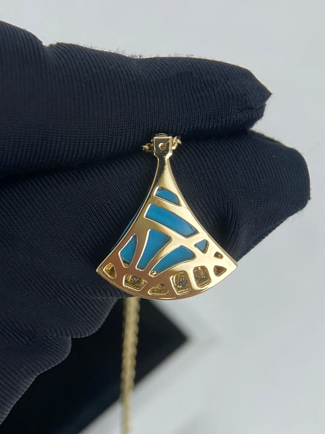 Buy replica Bvlgari Divas' Dream Necklace and replica jewelry from PICKS Jewelry
