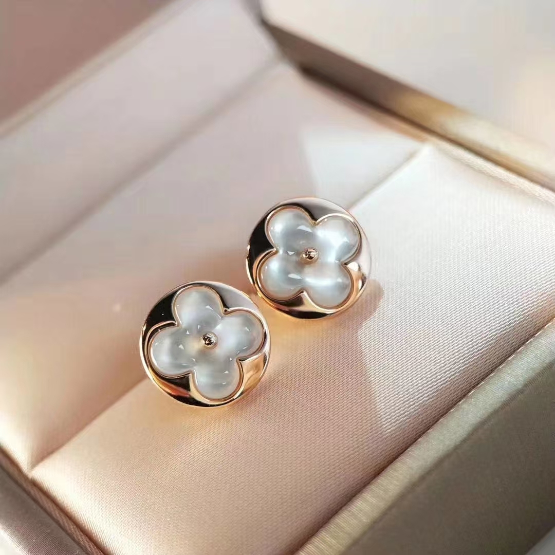 Buy replica Louis Vuitton Color Blossom Sun Ear Stud Earrings and replica jewelry from PICKS Jewelry