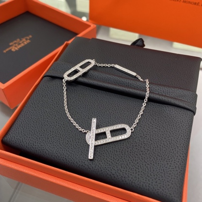 Buy replica Hermes Diamond Paved Pig Nose Bracelet and replica jewelry from PICKS Jewelry