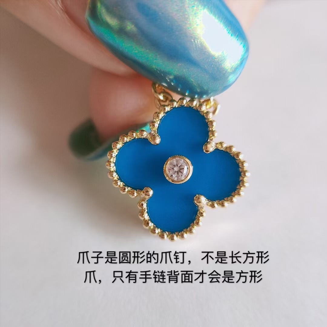 Buy replica Van Cleef & Arpels Magic Alhambra Pendant Necklace and replica jewelry from PICKS Jewelry