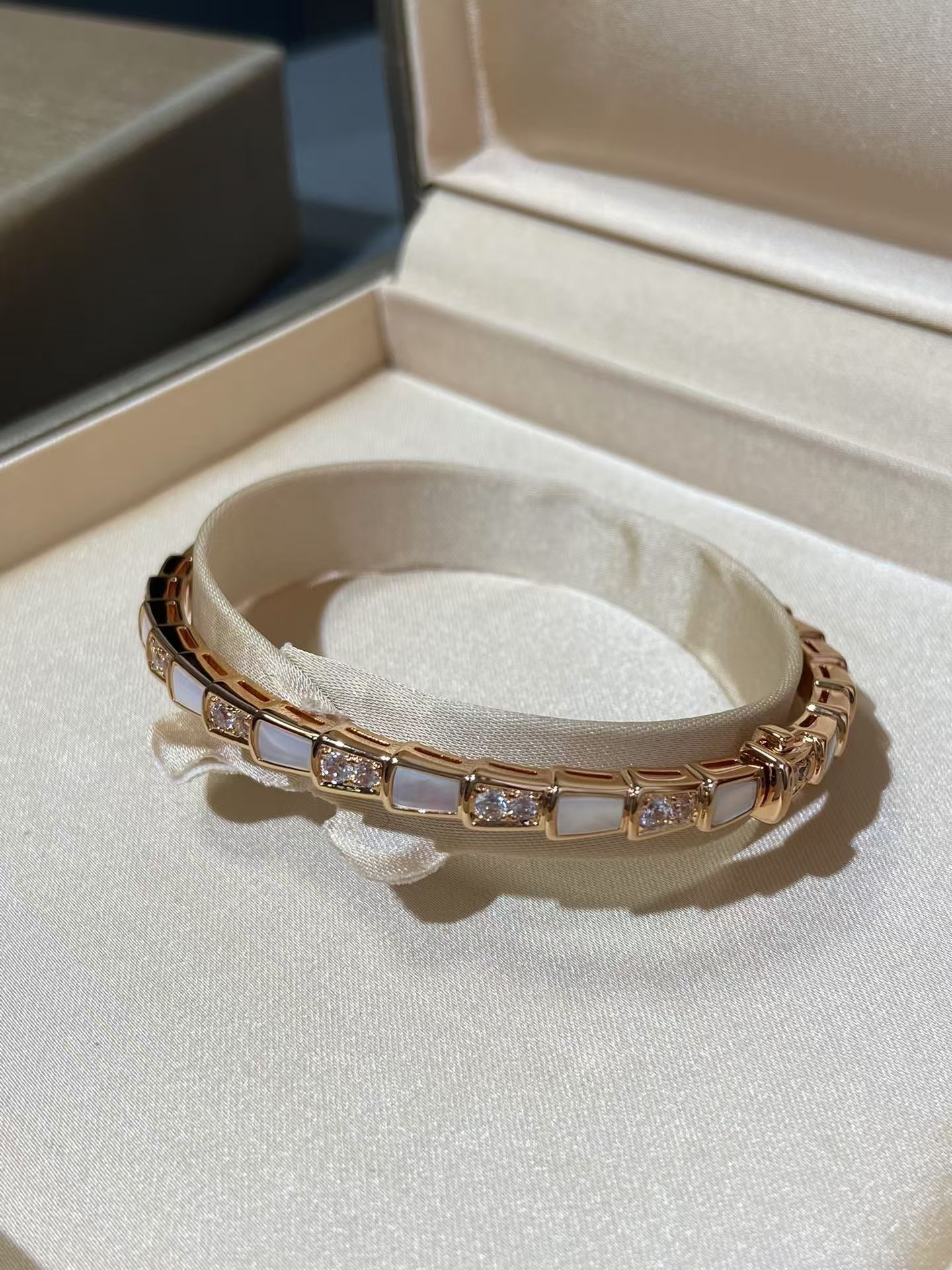 Buy replica Bvlgari Serpenti Viper Bracelet and replica jewelry from PICKS Jewelry