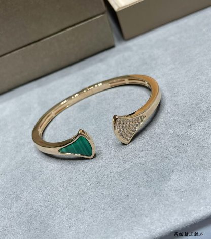 Buy replica Bvlgari Divas’ Dream Bracelet and replica jewelry from PICKS Jewelry