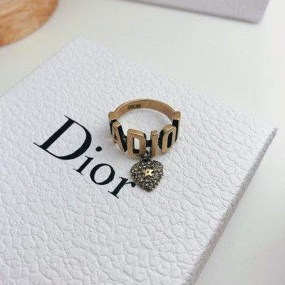 Buy replica Dior JADIOR Heart Dangle Ring and replica jewelry from PICKS Jewelry