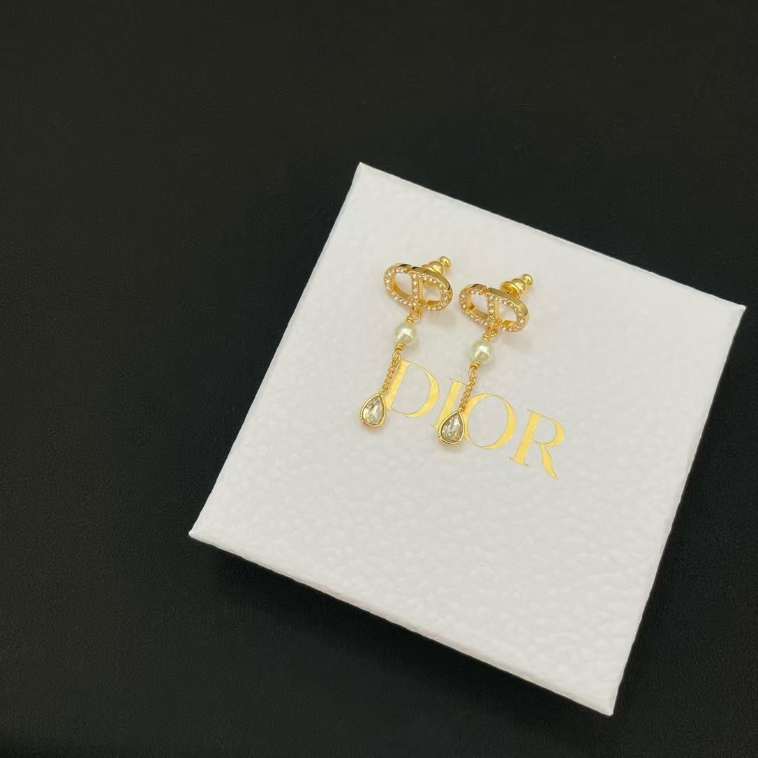 Buy replica Dior CD Teardrop Pearl Earrings and replica jewelry from PICKS Jewelry