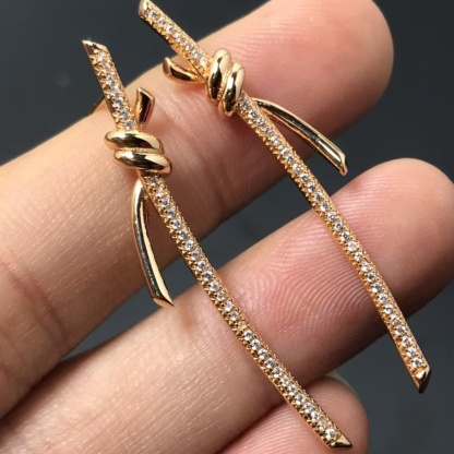 Buy replica Tiffany Knot Drop Earrings and replica jewelry from PICKS Jewelry