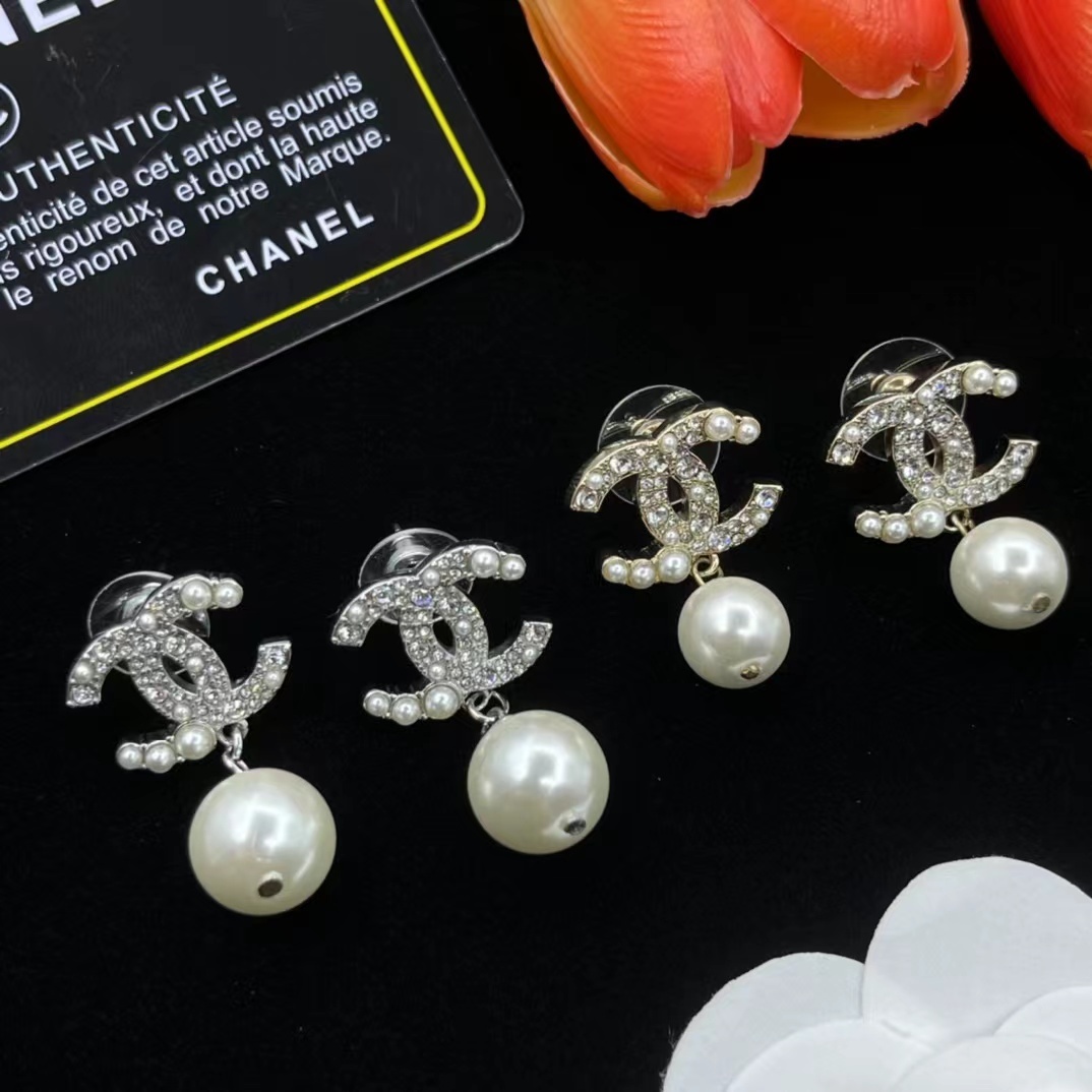 Buy replica Chanel Prom Pearl Dangle Earrings and replica jewelry from PICKS Jewelry