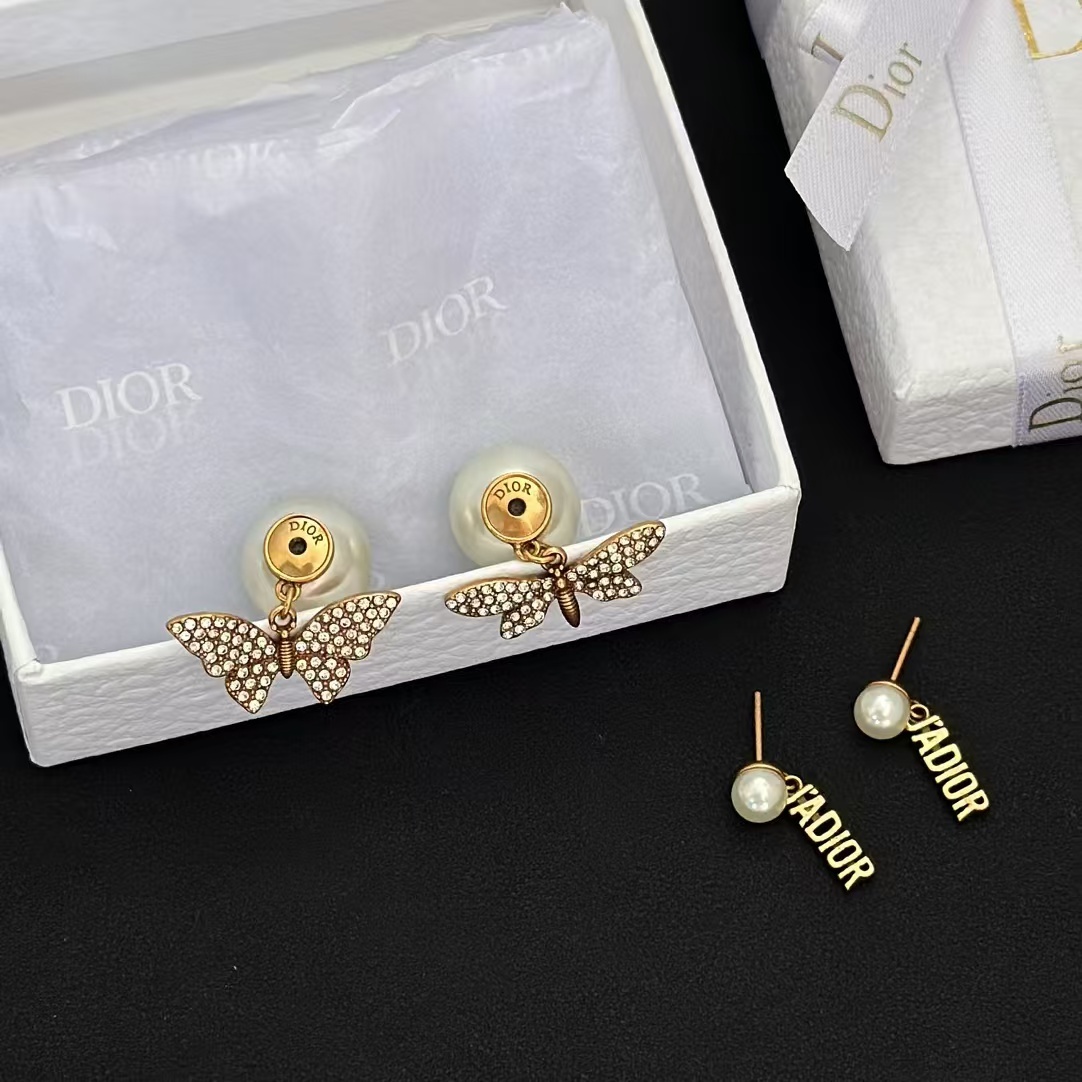 Buy replica Dior Butterfly JADIOR Pearl Earrings and replica jewelry from PICKS Jewelry