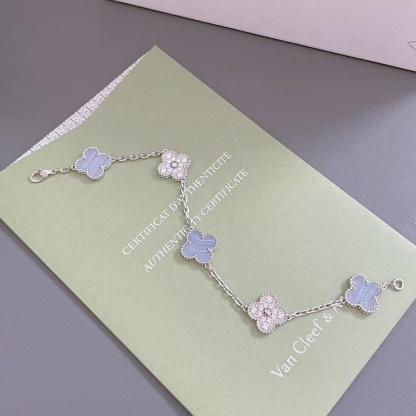 Buy replica Van Cleef & Arpels Vintage Alhambra Bracelet 5 Motifs and replica jewelry from PICKS Jewelry