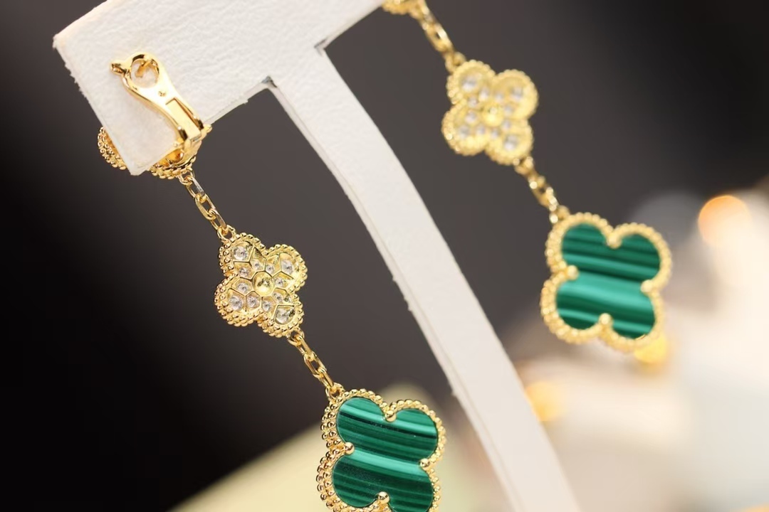 Buy replica Van Cleef & Arpels Magic Alhambra Earrings 3 Motifs and replica jewelry from PICKS Jewelry