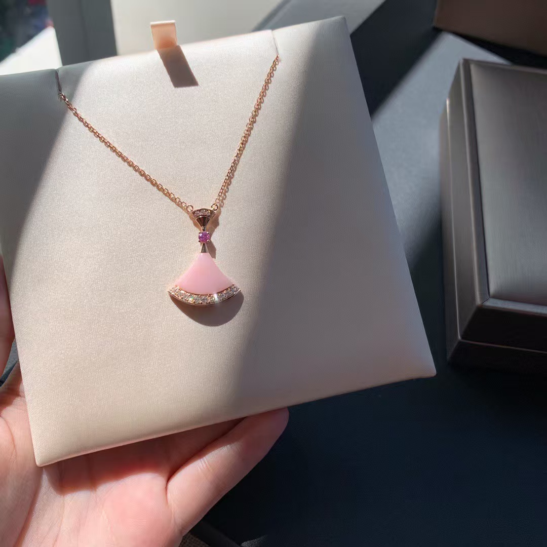 Buy replica Bvlgari Divas' Dream Necklace - Pink and replica jewelry from PICKS Jewelry