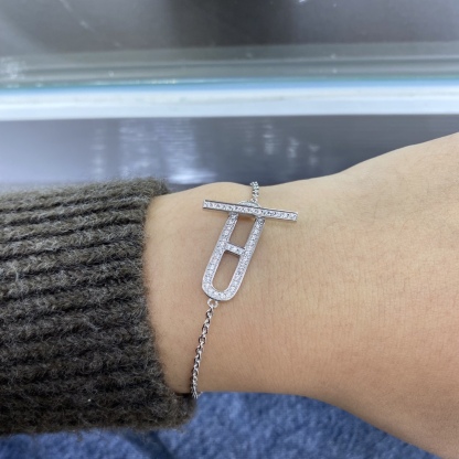 Buy replica Hermes Diamond Paved Pig Nose Bracelet and replica jewelry from PICKS Jewelry