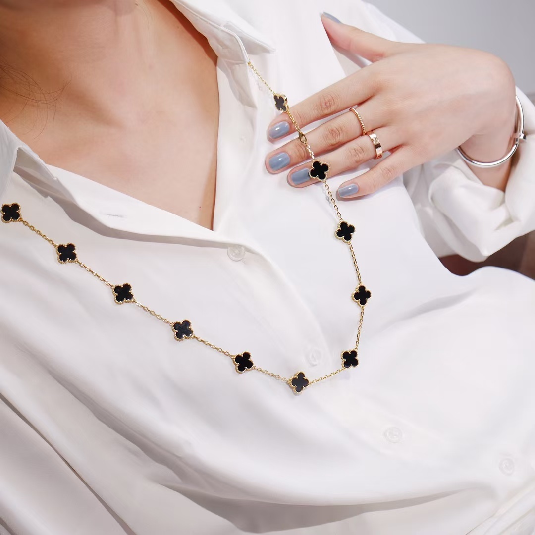 Buy replica Van Cleef & Arpels Vintage Alhambra Long Necklace, 20 Motifs and replica jewelry from PICKS Jewelry