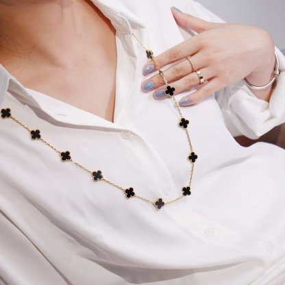 Buy replica Van Cleef & Arpels Vintage Alhambra Long Necklace, 20 Motifs and replica jewelry from PICKS Jewelry