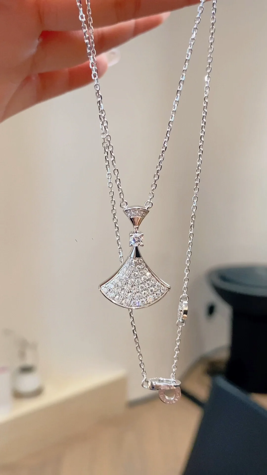 Buy replica Bvlgari Divas' Dream Necklace and replica jewelry from PICKS Jewelry