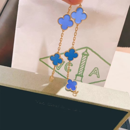 Buy replica Van Cleef & Arpels Vintage Alhambra Bracelet 5 Motifs and replica jewelry from PICKS Jewelry