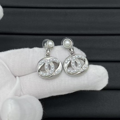 Buy replica Chanel Pearl and Diamond Paved Earrings and replica jewelry from PICKS Jewelry