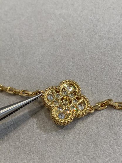 Buy replica Van Cleef & Arpels Vintage Alhambra Bracelet 5 Motifs and replica jewelry from PICKS Jewelry