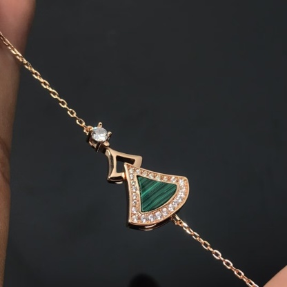 Buy replica Bvlgari Divas’ Dream Bracelet and replica jewelry from PICKS Jewelry