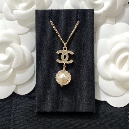 Buy replica Chanel Minimalist Double C Pearl Drop Necklace and replica jewelry from PICKS Jewelry