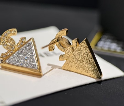 Buy replica Chanel Geometric Triangle Stud Earrings and replica jewelry from PICKS Jewelry