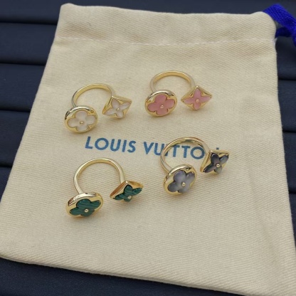 Buy replica Louis Vuitton Classic Ring and replica jewelry from PICKS Jewelry