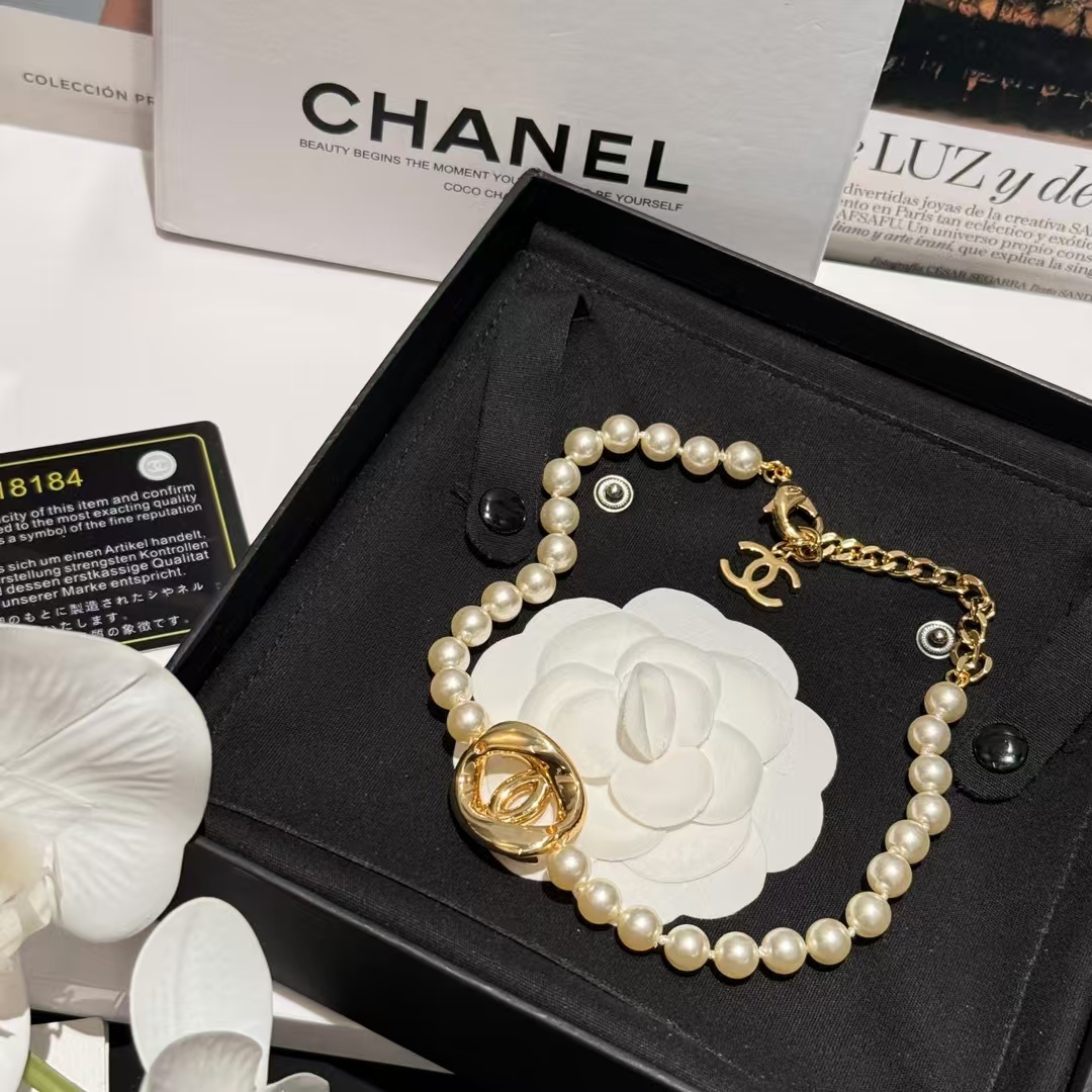 Buy replica Chanel Round Double C Pendant Pearl Choker Necklace and replica jewelry from PICKS Jewelry