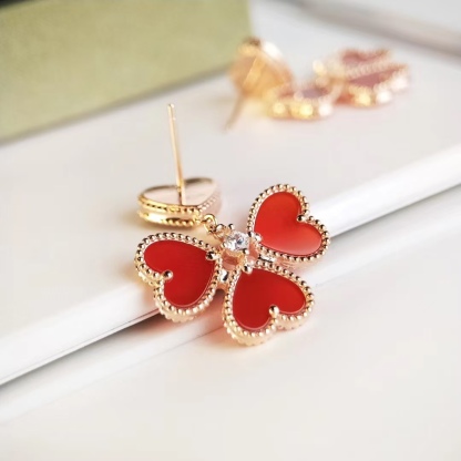 Buy replica Van Cleef & Arpels Sweet Heart Earrings and replica jewelry from PICKS Jewelry