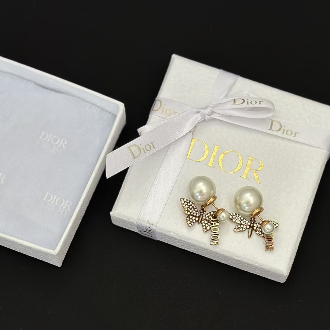 Buy replica Dior Butterfly JADIOR Pearl Earrings and replica jewelry from PICKS Jewelry