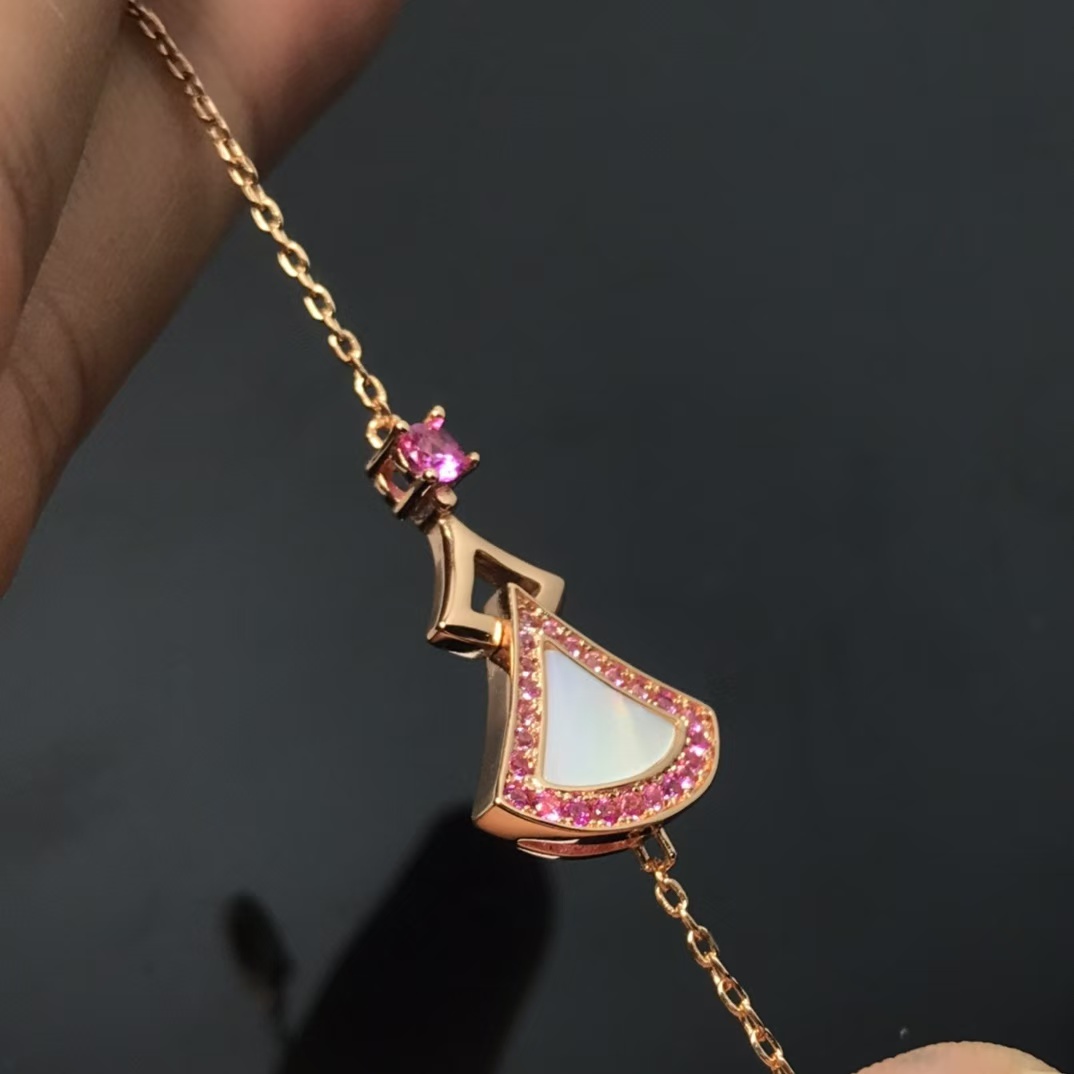 Buy replica Bvlgari Divas’ Dream Bracelet and replica jewelry from PICKS Jewelry