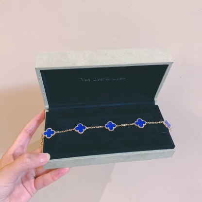 Buy replica Van Cleef & Arpels Vintage Alhambra Bracelet 5 Motifs and replica jewelry from PICKS Jewelry