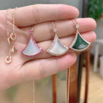 Buy replica Bvlgari Divas' Dream Necklace and replica jewelry from PICKS Jewelry