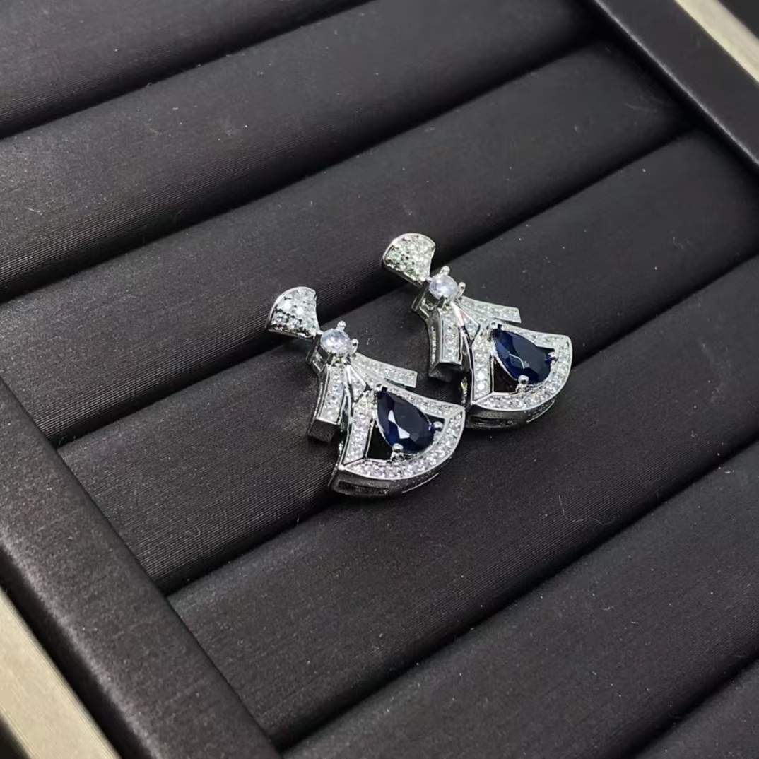 Buy replica Bvlgari Divas’ Dream Earrings - Navy Teardrop Diamond and replica jewelry from PICKS Jewelry