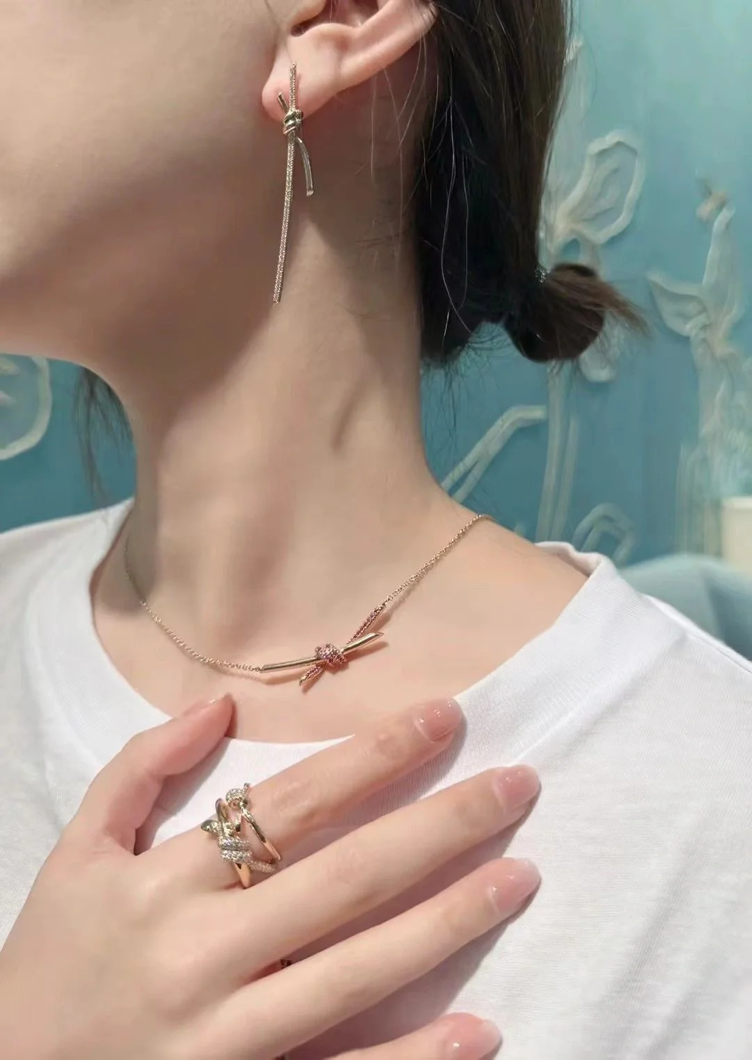 Buy replica Tiffany Knot Pendant Necklace and replica jewelry from PICKS Jewelry