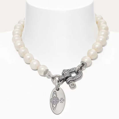 Buy replica Vivienne Westwood Horseshoe Clasp Saturn Pearl Necklace and replica jewelry from PICKS Jewelry