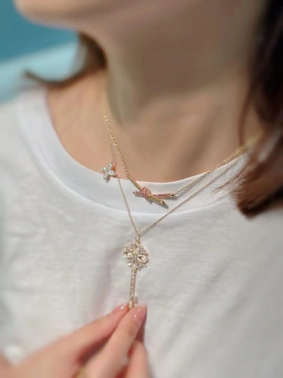 Buy replica Tiffany Knot Pendant Necklace and replica jewelry from PICKS Jewelry