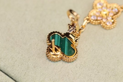 Buy replica Van Cleef & Arpels Magic Alhambra Earrings 3 Motifs and replica jewelry from PICKS Jewelry