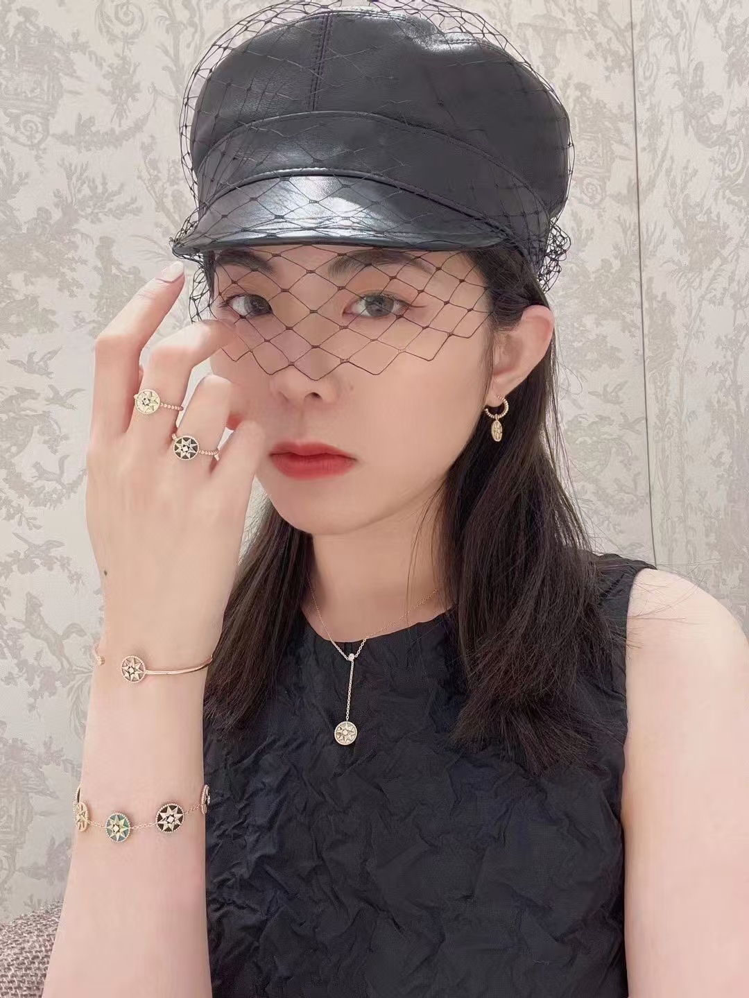 Buy replica Dior Rose Des Vents Compass Pendant Y Necklace and replica jewelry from PICKS Jewelry