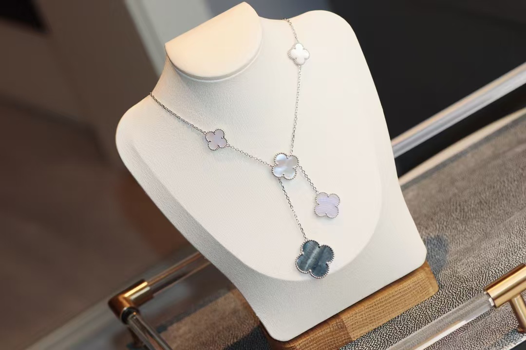 Buy replica Van Cleef & Arpels Magic Alhambra Necklace, 6 Motifs and replica jewelry from PICKS Jewelry