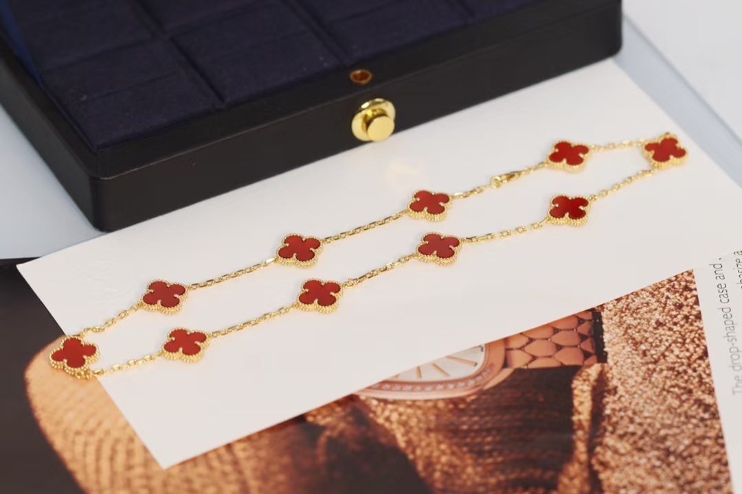 Buy replica Van Cleef & Arpels Vintage Alhambra Necklace, 10 Motifs and replica jewelry from PICKS Jewelry