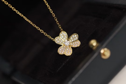 Buy replica Van Cleef & Arpels Frivole Pendant Necklace - Mini and replica jewelry from PICKS Jewelry