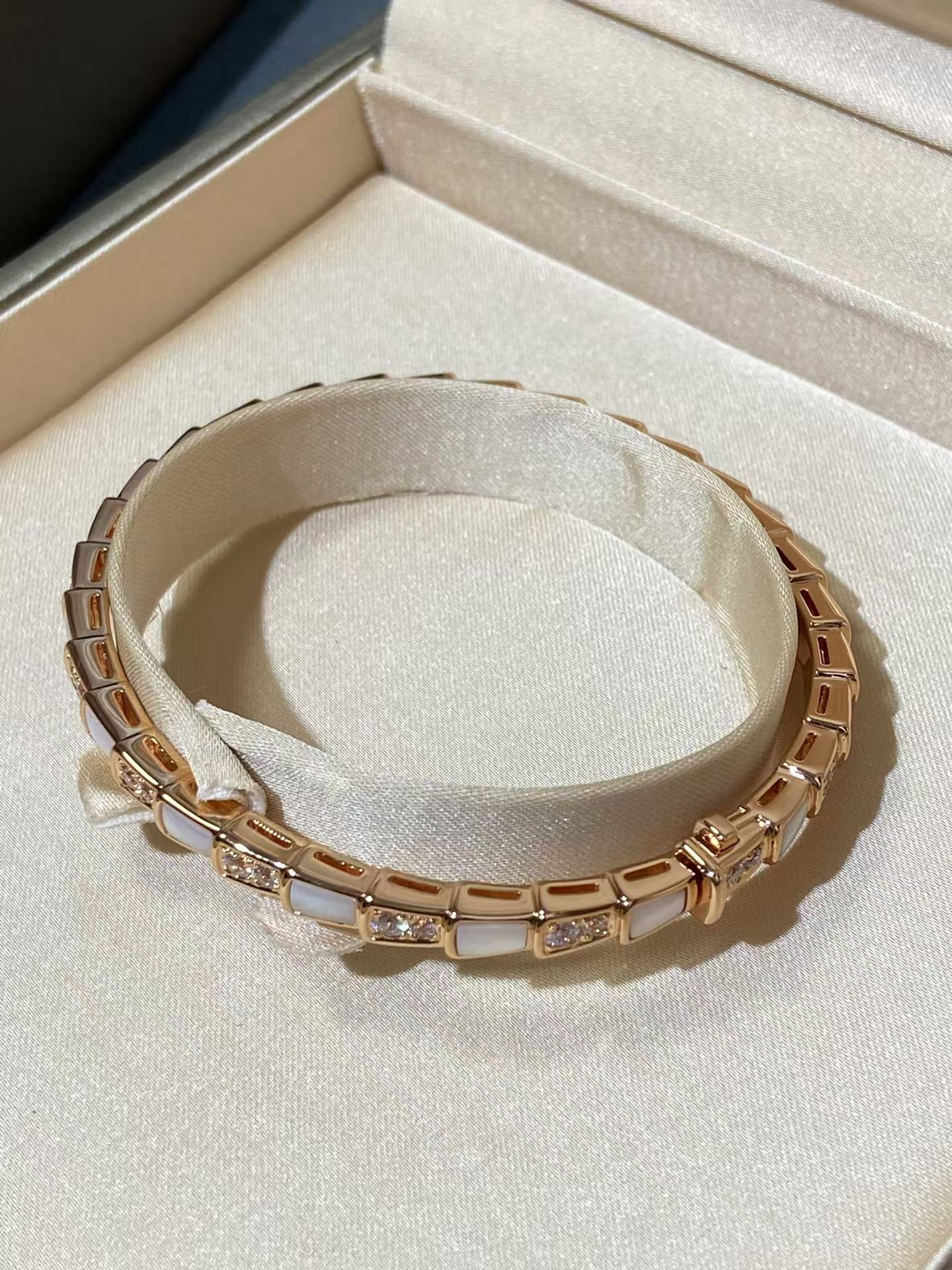 Buy replica Bvlgari Serpenti Viper Bracelet and replica jewelry from PICKS Jewelry